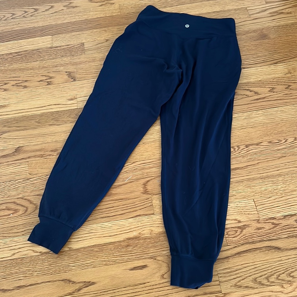 Lululemon ALIGN High-Rise Pants, Full Length Size 8 in True Navy